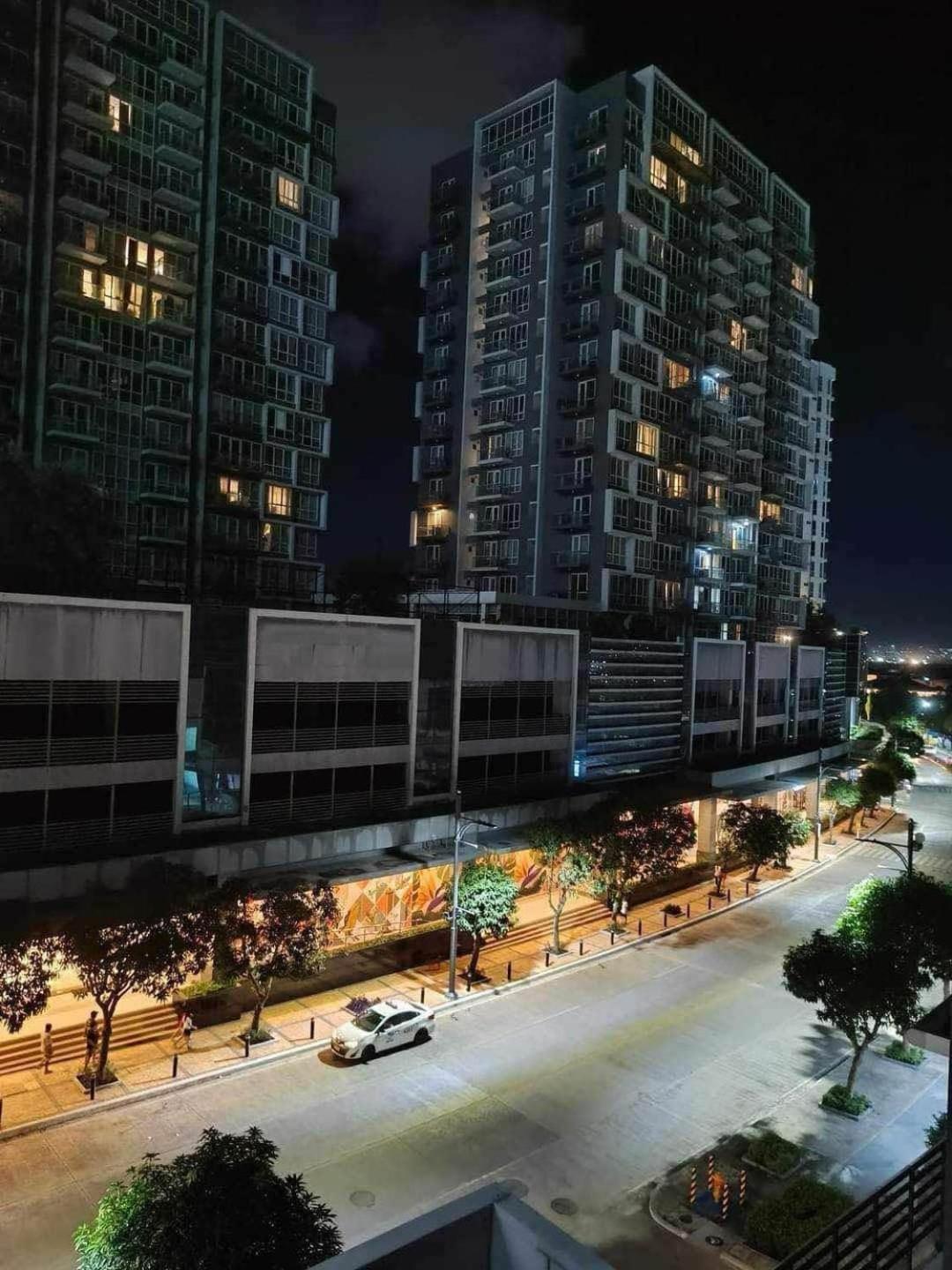 Modern And Cozy One Manchester Place In Mactan Newtown Lapu-Lapu City Exterior foto