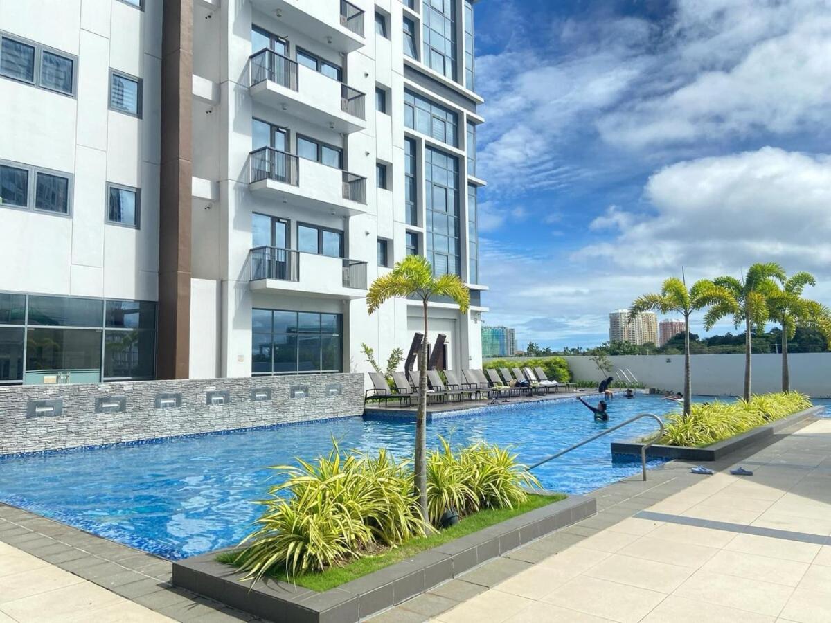 Modern And Cozy One Manchester Place In Mactan Newtown Lapu-Lapu City Exterior foto